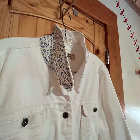 White Denim Jeans Jacket - Picture 3 of 6
